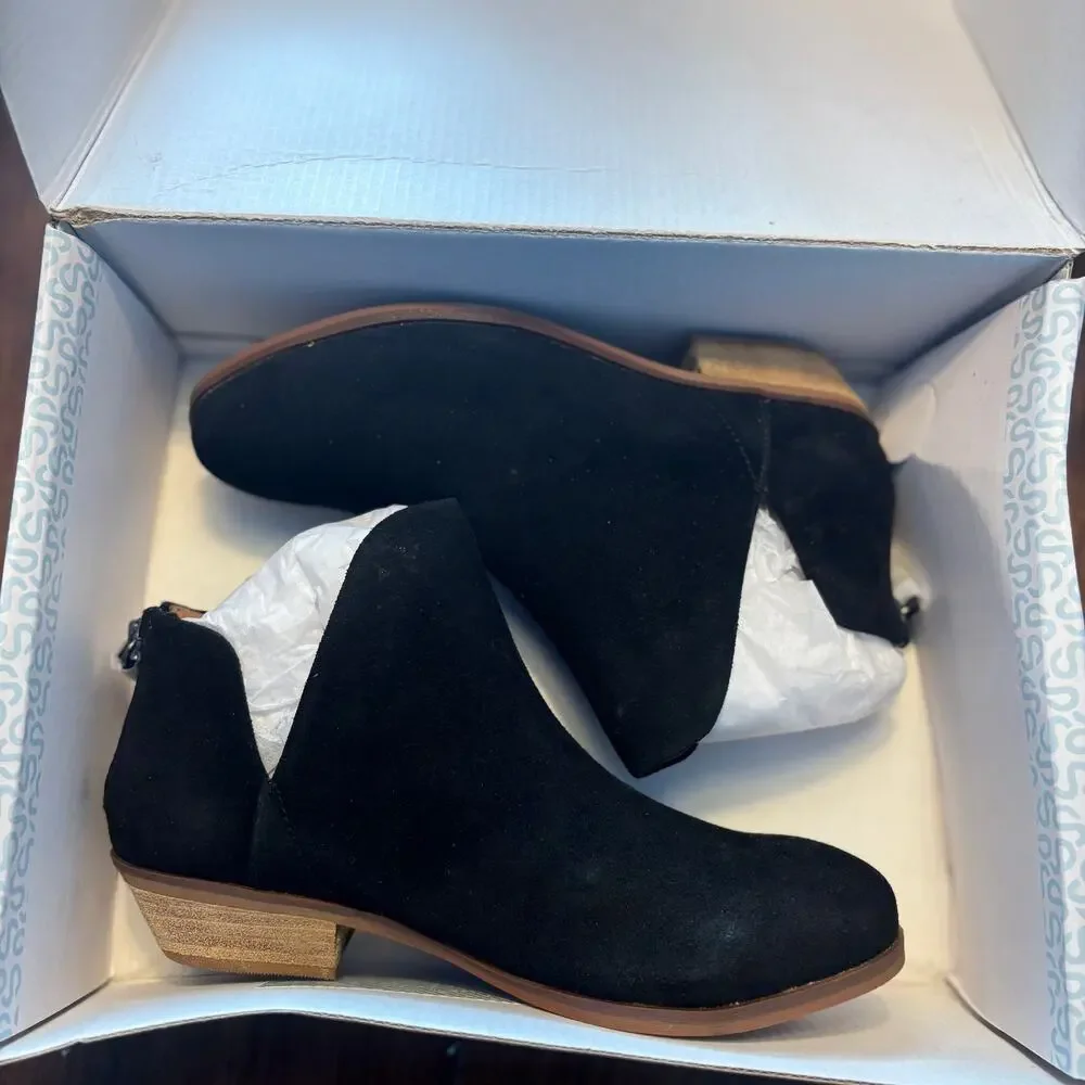 SoftWalk Rylee Boots 5.5 Black Suede NWT Ankle Booties Soft Walk Comfort Boho